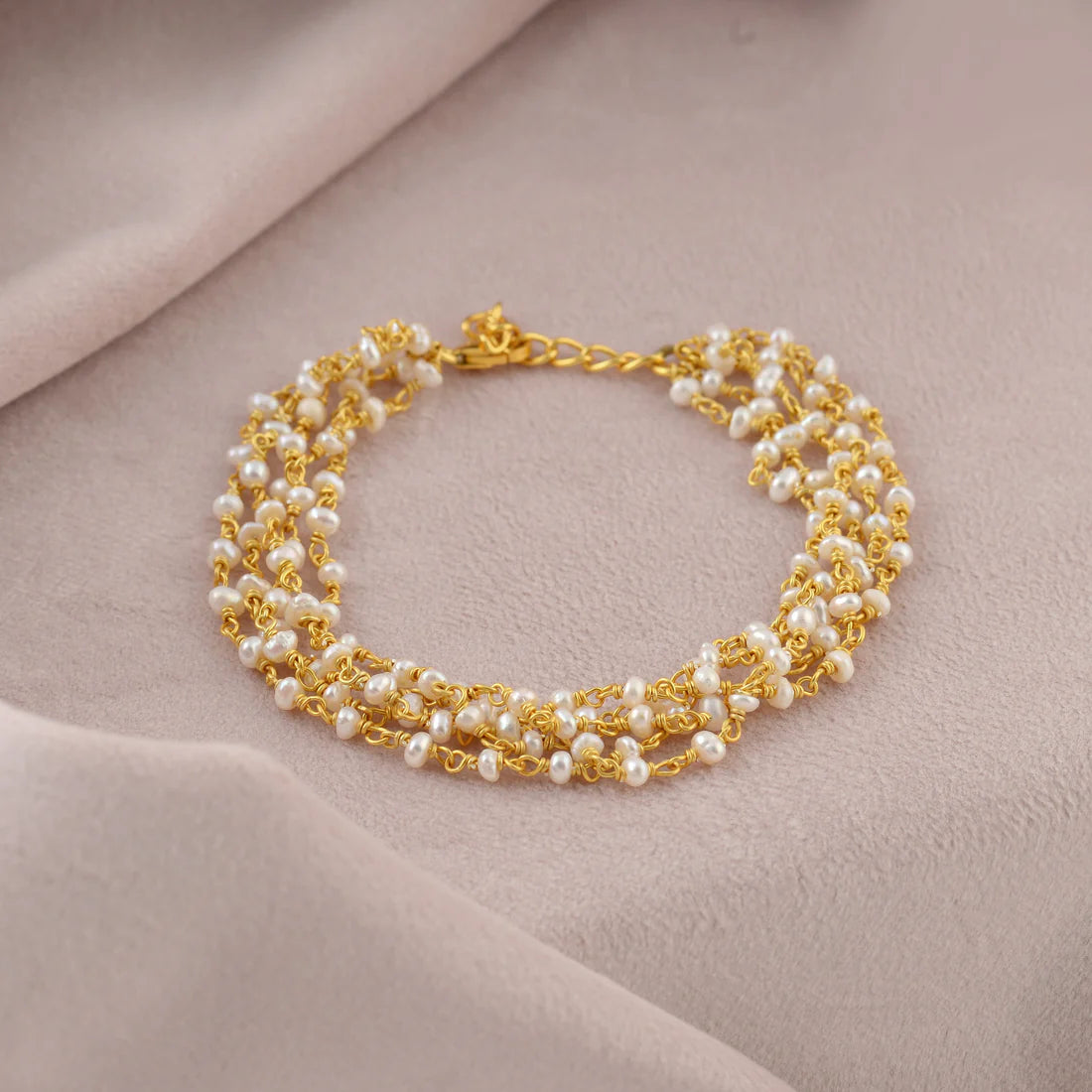Pearls bracelet