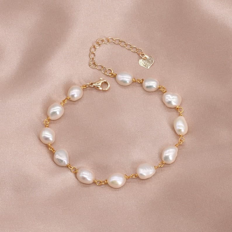 Pearls bracelet