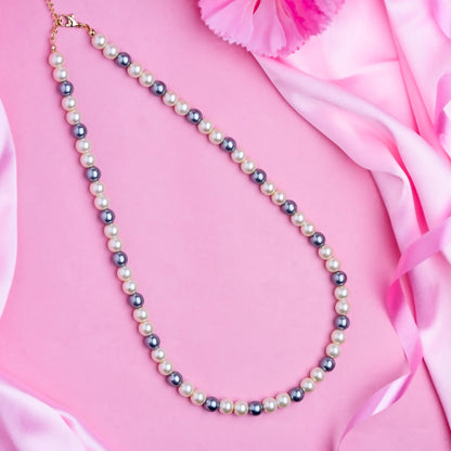 Shell pearls necklace