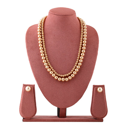 Shell pearls set