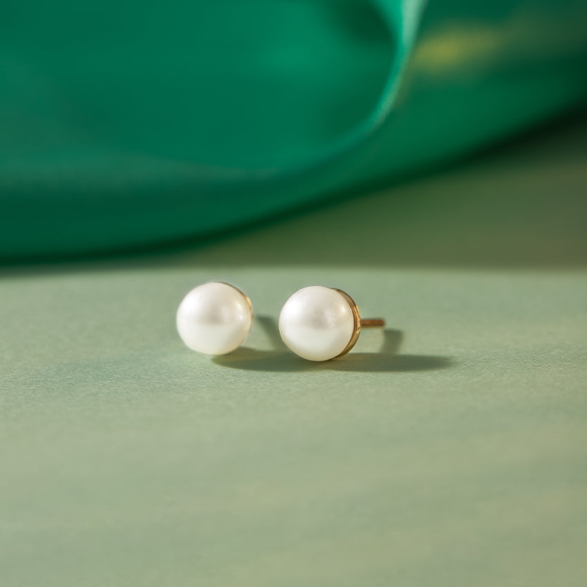 Pearls stud